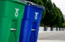 Заказать вывоз мусора контейнером можно на сайте http://www.lugr.ru